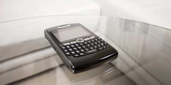 Imagen de Blackberry sobre una mesa