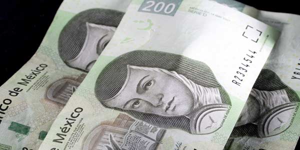 Imagen de billetes de doscientos pesos