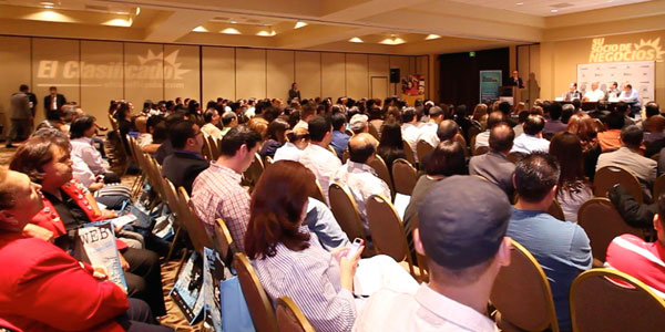 Su Socio de negocios vive mexico